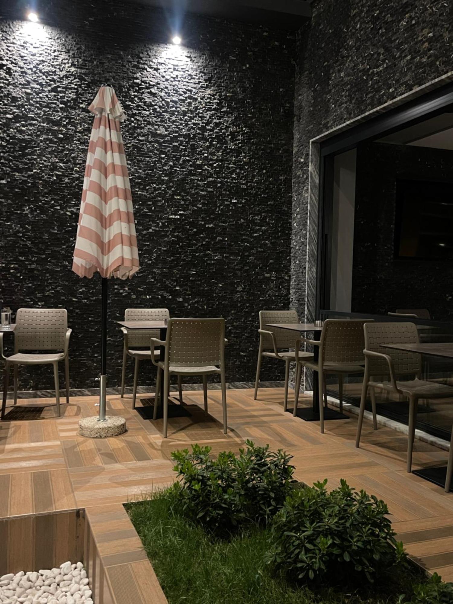 Viola Hotel بودفا المظهر الخارجي الصورة