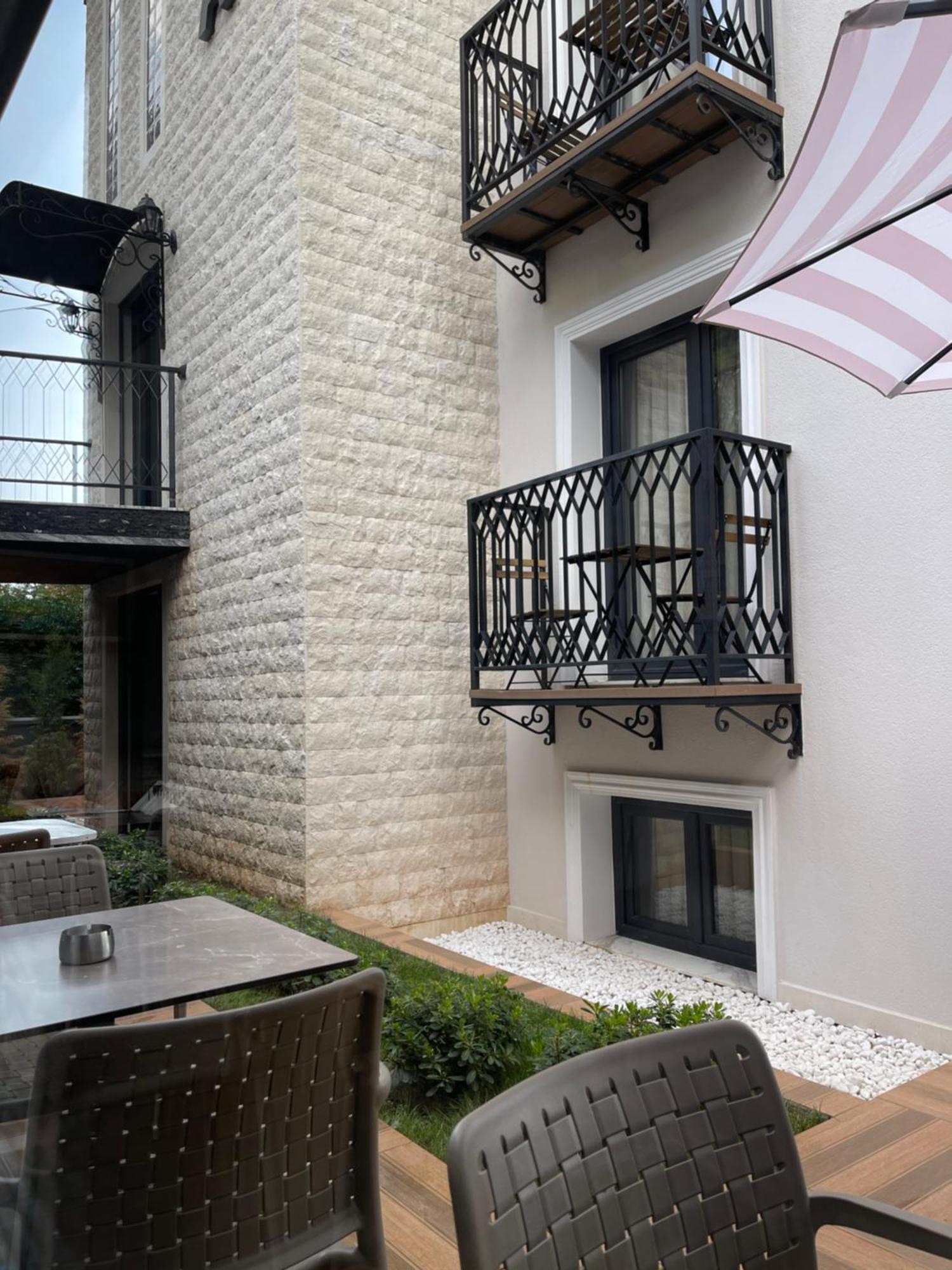 Viola Hotel بودفا المظهر الخارجي الصورة