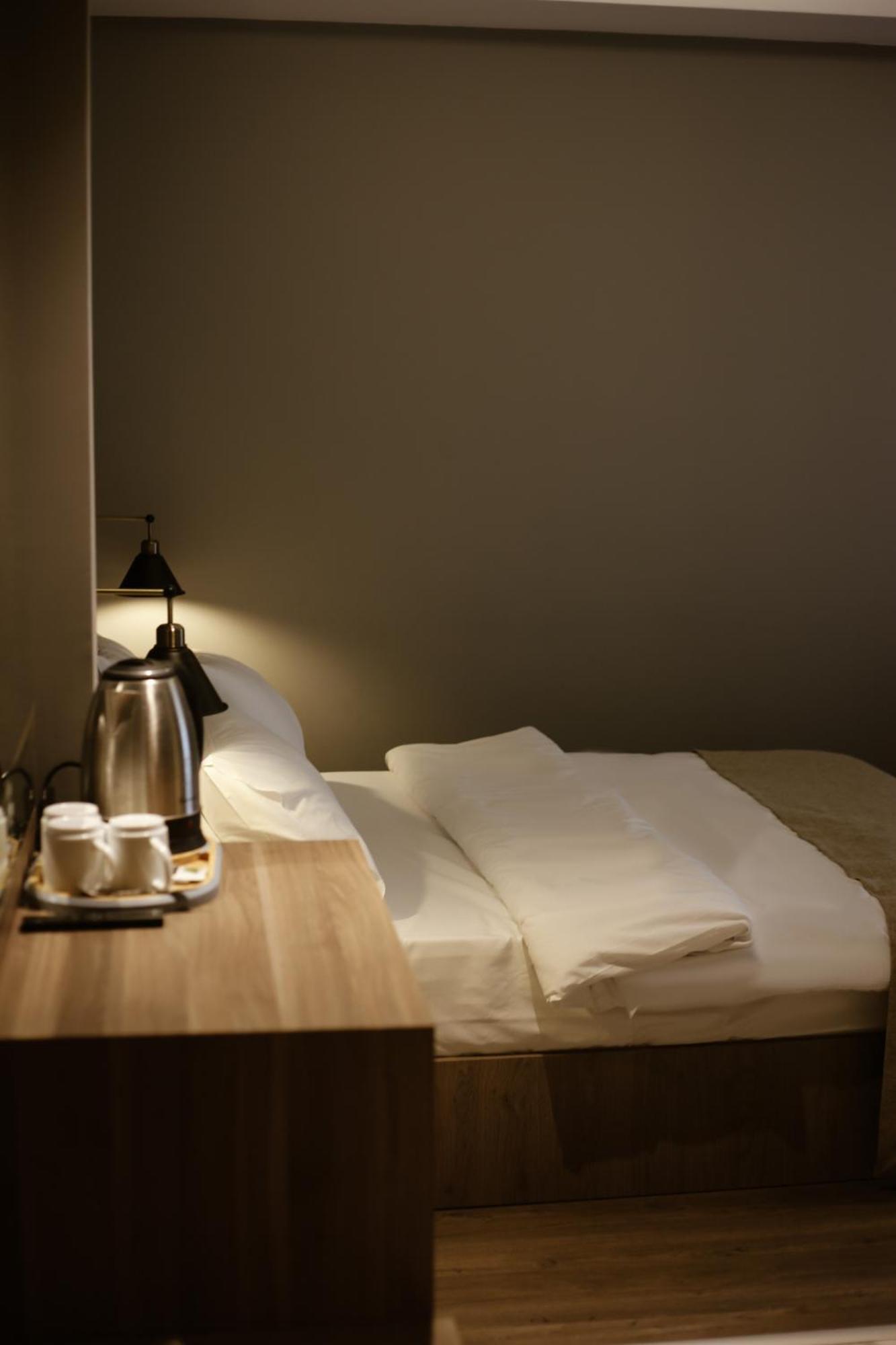 Viola Hotel بودفا المظهر الخارجي الصورة